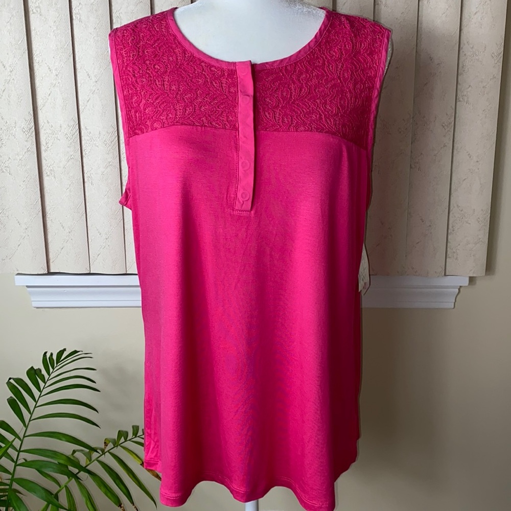 LIZ CLAIBORNE SLEEVELESS TOP NWT